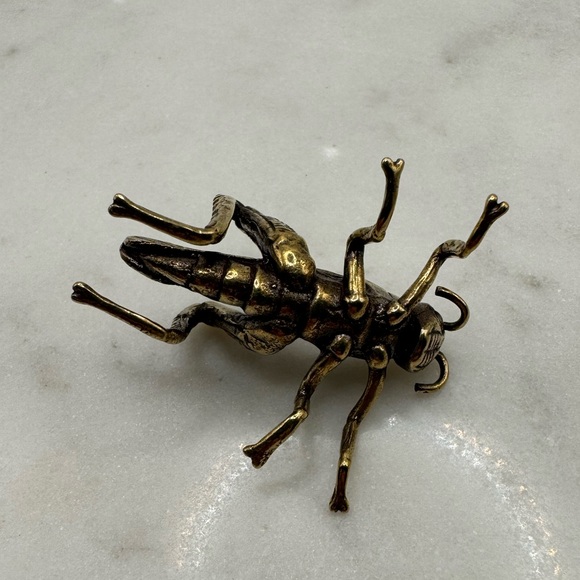 Solid Brass Grasshopper Cricket Vintage-style Sculpture Desk Decor - Picture 11 of 11